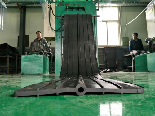 中埋式橡胶止水带